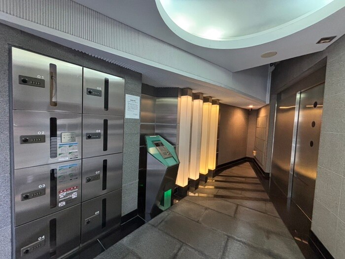 プラネシア星の子山科三条の物件外観写真