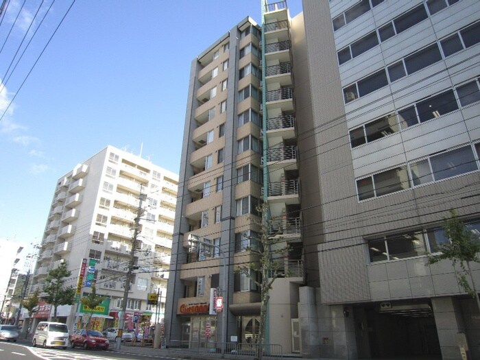 プラネシア星の子山科三条の物件外観写真