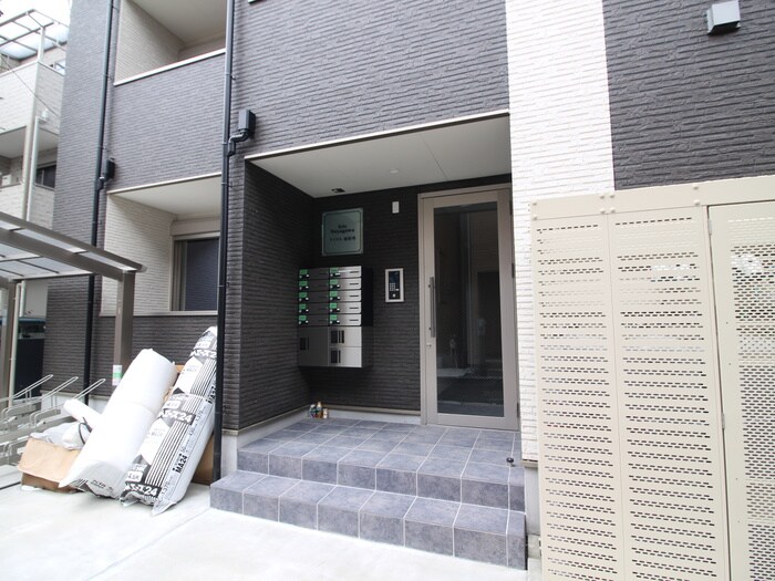 アイリス寝屋川の物件外観写真