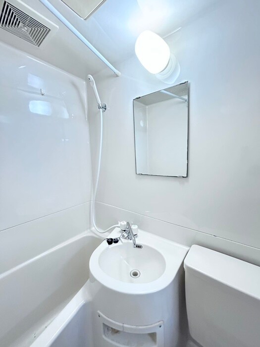 ハウスピエーメの物件内観写真