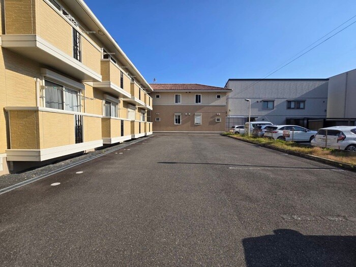 JUMEIRAH Aの物件外観写真