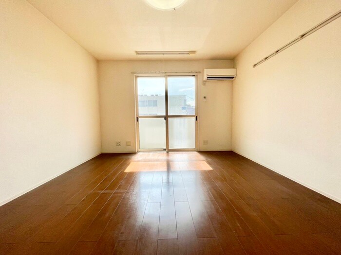 JUMEIRAH Aの物件内観写真