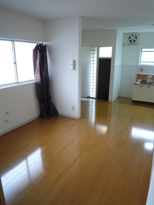 下山田辻田貸家の物件内観写真