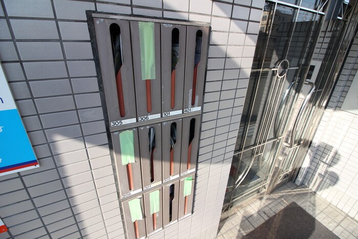 ファミ－ラ甲南の物件外観写真