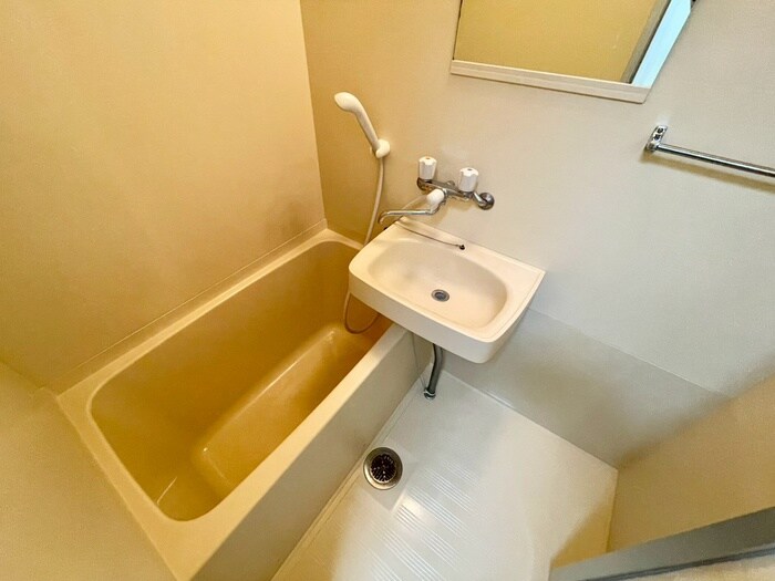 ファミ－ラ甲南の物件内観写真