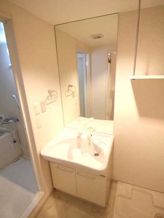 ルクレ新大阪レジデンスの物件内観写真