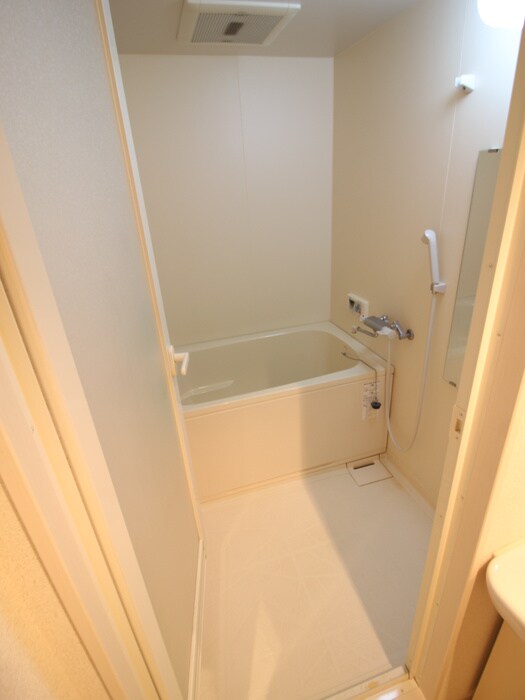 ルクレ新大阪レジデンスの物件内観写真