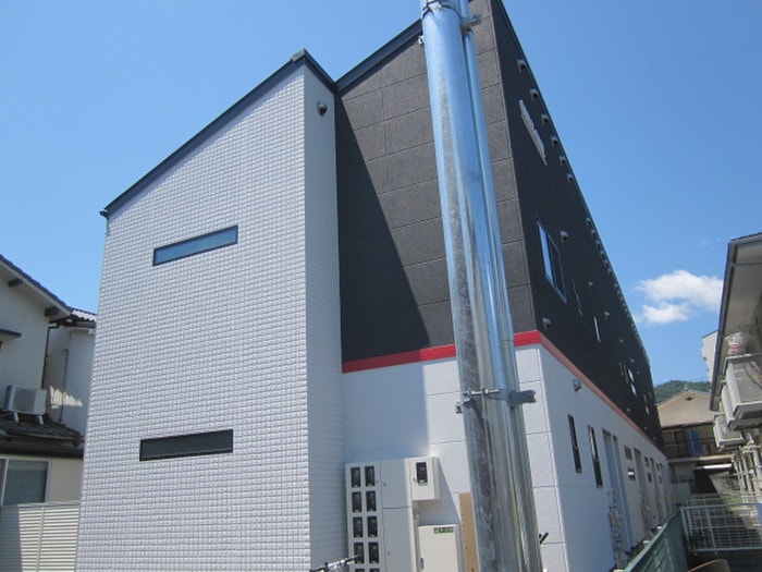 ONLYONE川西丸の内の物件外観写真