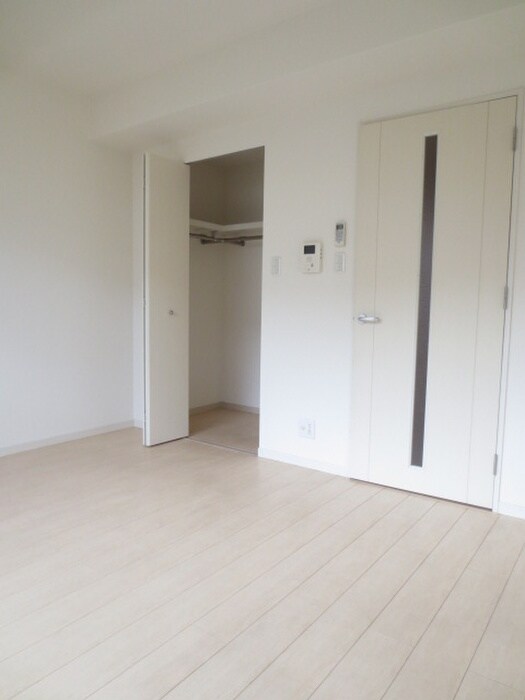 エスト・ドミ－ルの物件内観写真