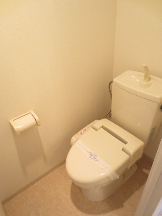 エスト・ドミ－ルの物件内観写真