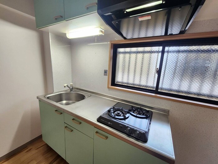 シャルレ服部の物件内観写真