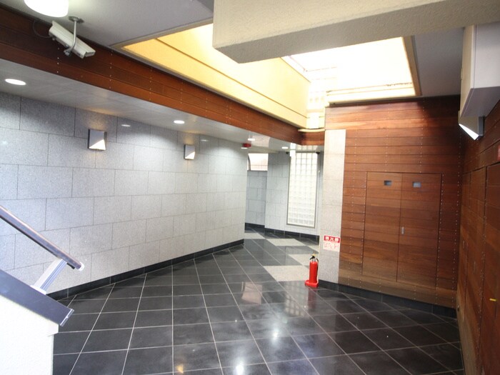 シャルレ服部の物件外観写真