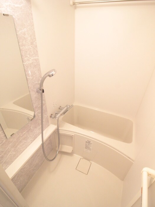 ｴｽﾘｰﾄﾞﾚｼﾞﾃﾞﾝｽ大阪ｸﾞﾗﾝﾉｰｽⅡの物件内観写真