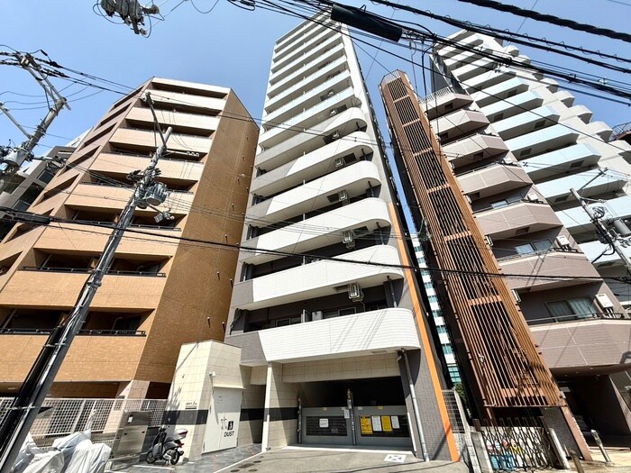 セレニテフラン野田阪神駅前の物件外観写真