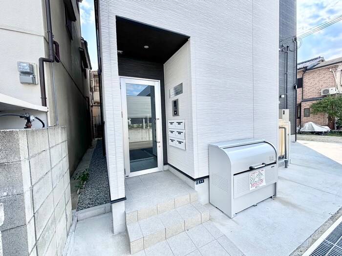 ディアコート楠根北町の物件外観写真