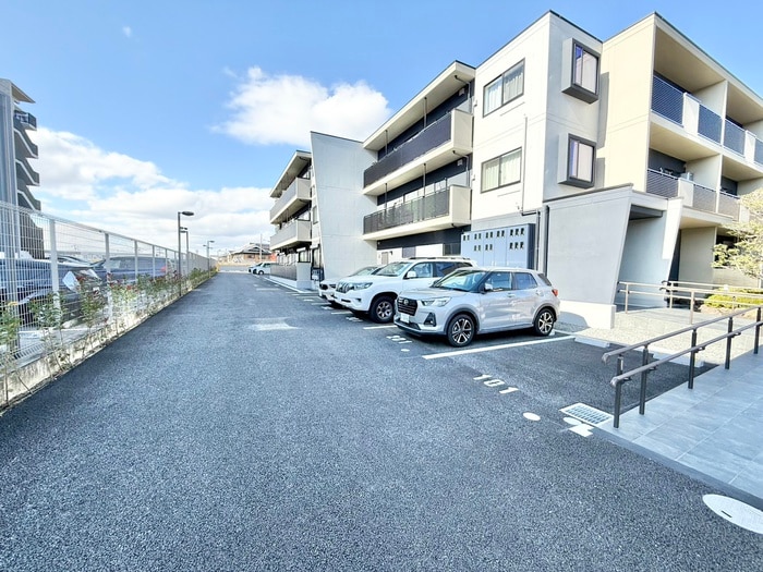 グリーンサム大久保Ⅱの物件外観写真