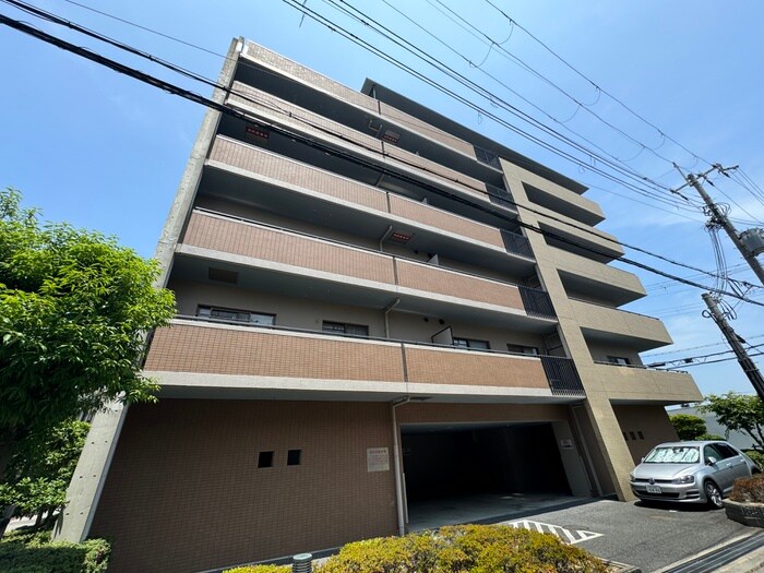 アモル甲東園の物件外観写真