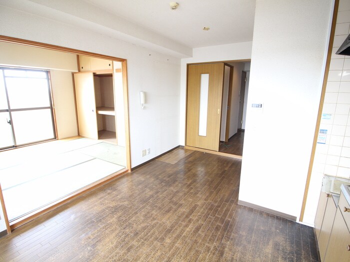 アモル甲東園の物件内観写真