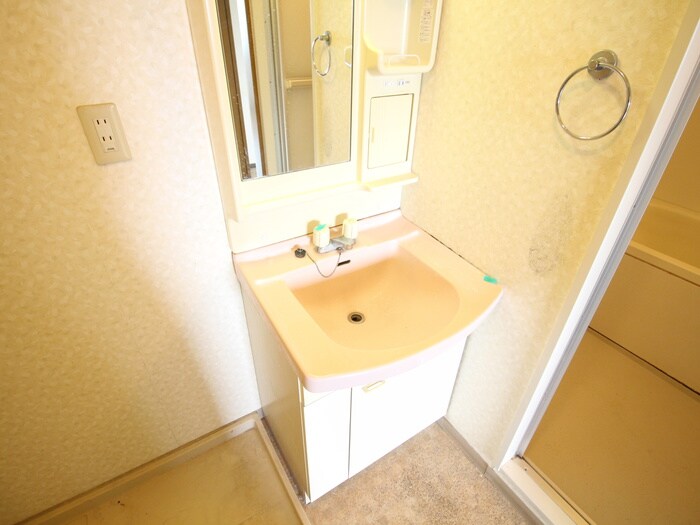 アモル甲東園の物件内観写真