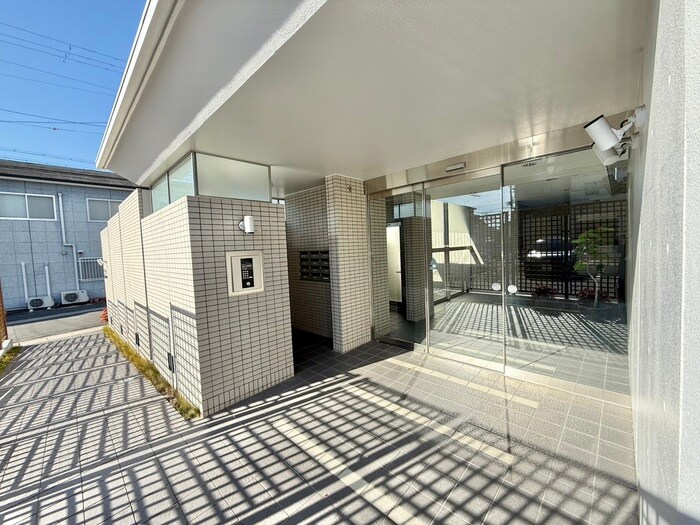 セラビ１１２の物件外観写真