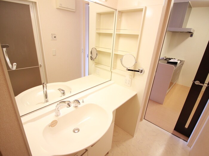 プレジールＡ棟の物件内観写真