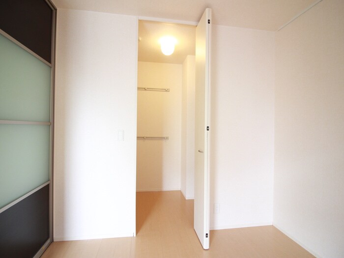 プレジールＡ棟の物件内観写真