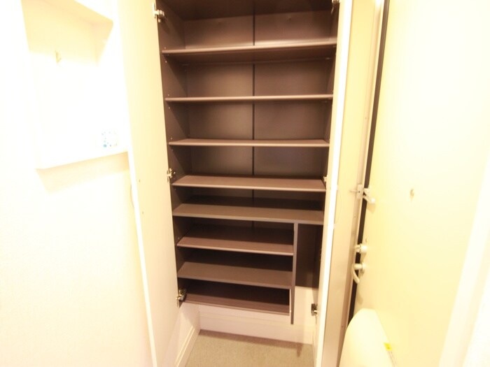 プレジールＡ棟の物件内観写真