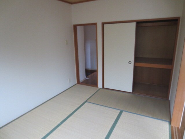 サイラント甲風園の物件内観写真