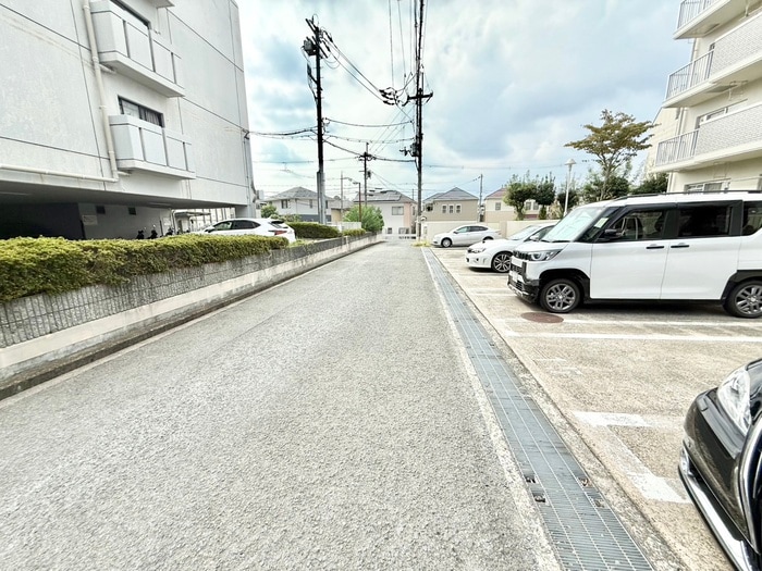 香里園ヒルズ1号棟の物件外観写真