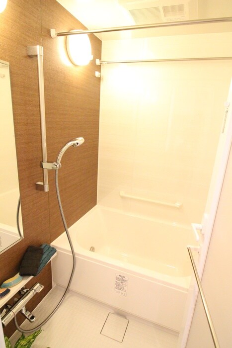 パークアクシス本町の物件内観写真