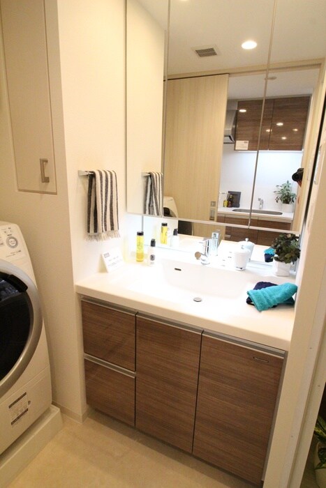 パークアクシス本町の物件内観写真