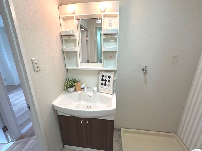 ラジュニ－ル春日丘の物件内観写真