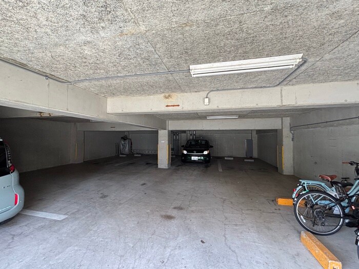 ラジュニ－ル春日丘の物件外観写真