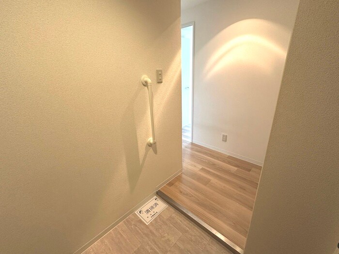 ラジュニ－ル春日丘の物件内観写真