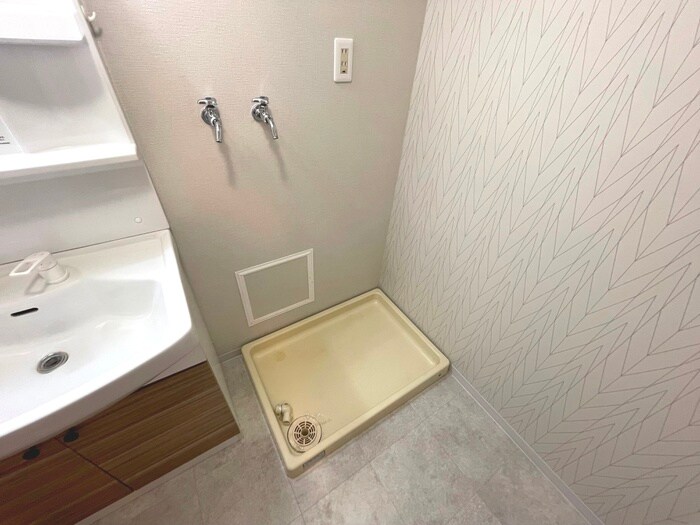 ラジュニ－ル春日丘の物件内観写真