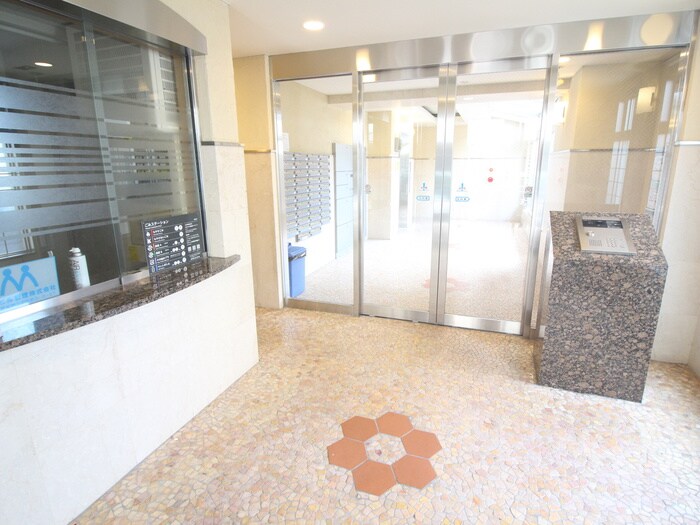 プレッツァ西宮の物件外観写真