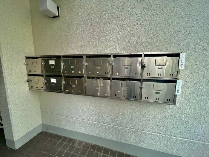 シャトレブランの物件外観写真