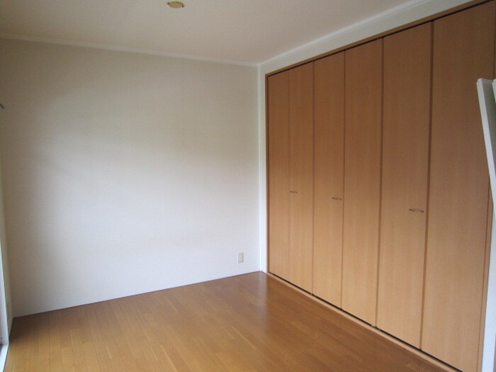 シャトレブランの物件内観写真