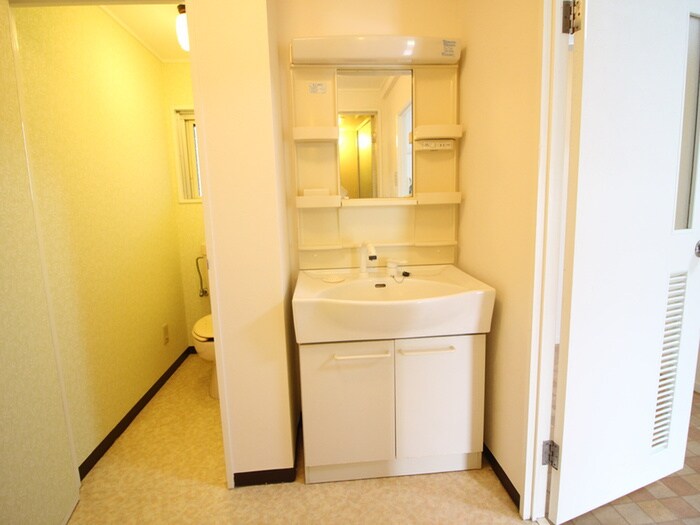 シャトレブランの物件内観写真