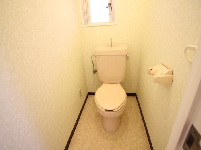 シャトレブランの物件内観写真