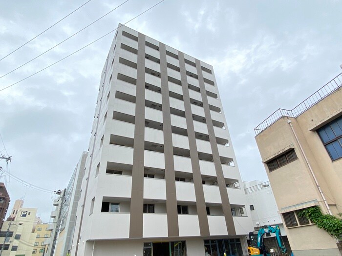 シエン枚方の物件外観写真