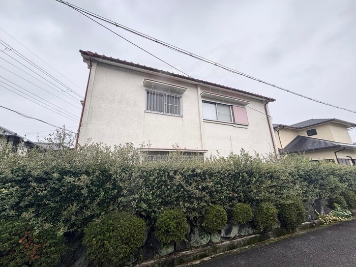 三木貸家の物件外観写真