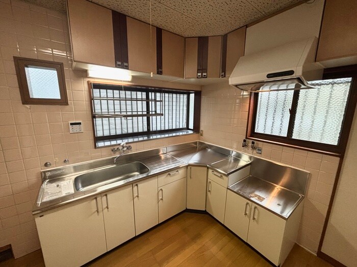 三木貸家の物件内観写真