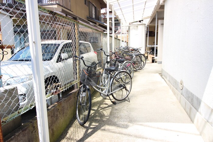 コーポ エルの物件外観写真