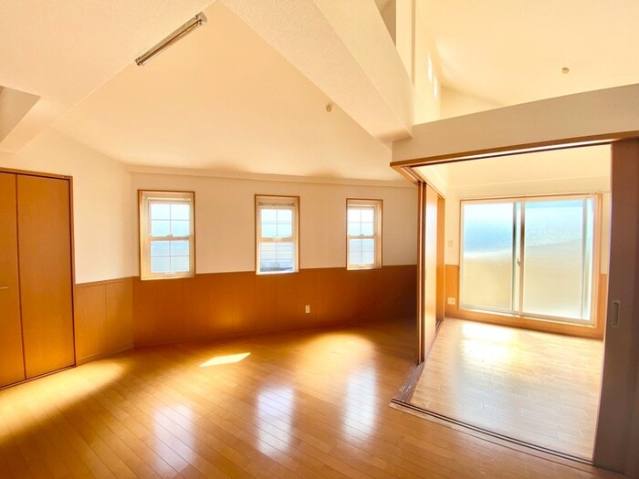 リーフジャルダン阪急石橋の物件内観写真