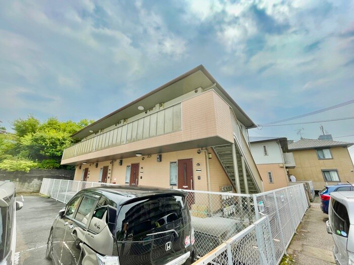 カ－サフォンテ　Ａ棟の物件外観写真