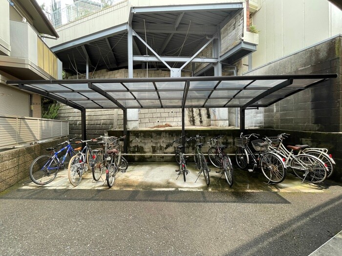 カ－サフォンテ　Ａ棟の物件外観写真