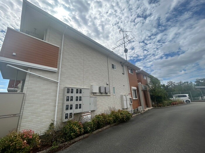 パルコプレッソⅠの物件外観写真