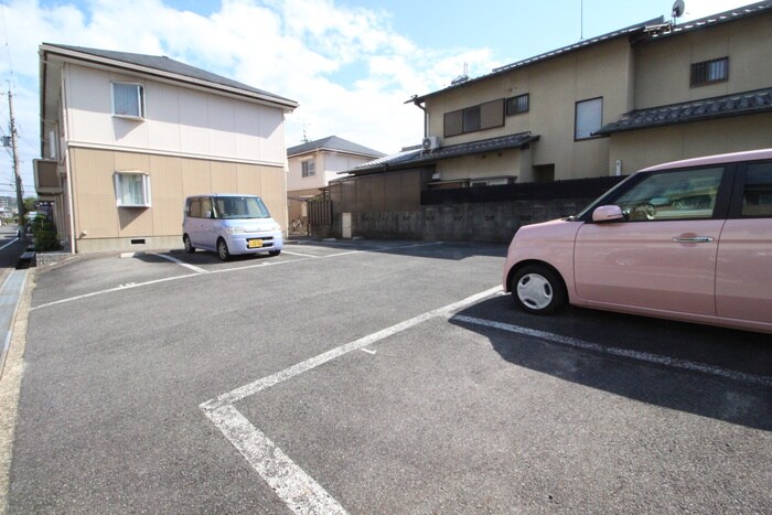 ハイツクリスタルあいりすＡ棟の物件外観写真