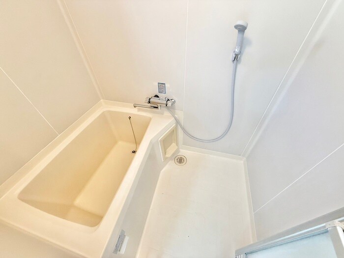 ハイツクリスタルあいりすＡ棟の物件内観写真